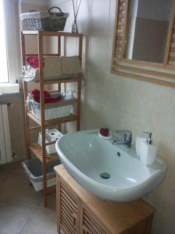 Bed and Breakfast Gaietta Frassineto Po Exterior foto